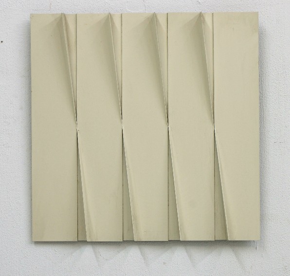 franck gribling SPACEMODULATION 1970 AluminiumCarpaint 50x50 cm
